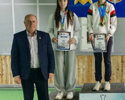 IMG-7f645f8e9dc1ef83e2db445e1aa13b68-V